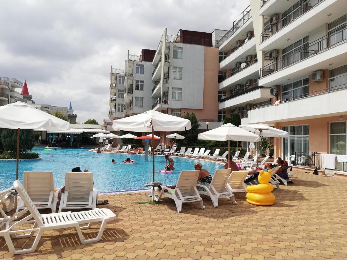Apartment Daisy Grand Kamelia Sunny Beach Buitenkant foto