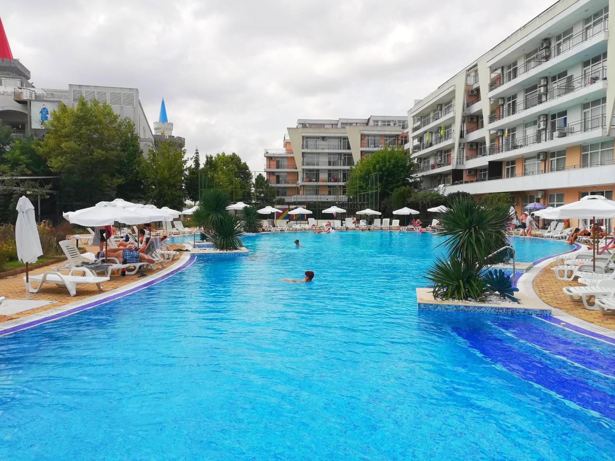 Apartment Daisy Grand Kamelia Sunny Beach Buitenkant foto